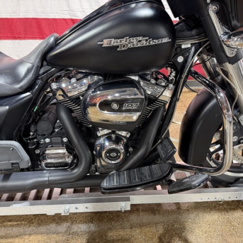 FLHXS 2017 Street Glide® Special thumb 0