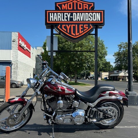 FXSTDI 2004 Softail Deuce thumb 3