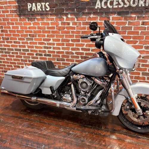 FLHX 2023 Street Glide® thumb 3