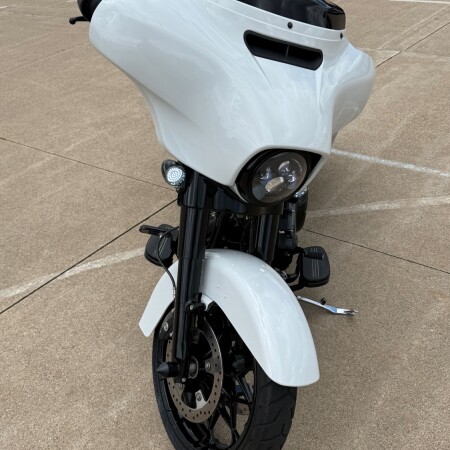 2020 Harley-Davidson® Street Glide® Special Stone Washed White Pearl thumb 2