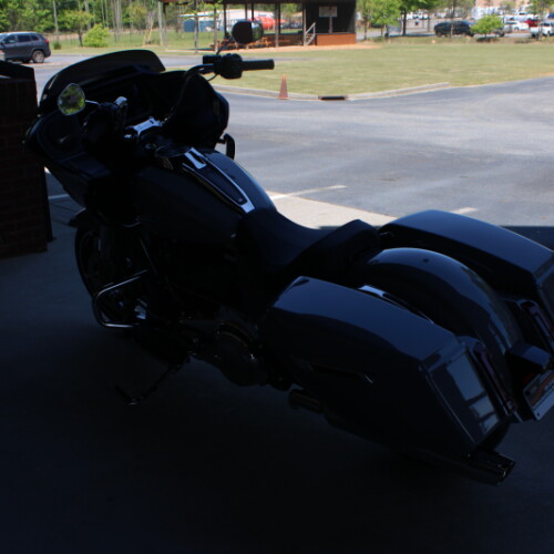 2026 Harley-Davidson® Road Glide® Dark Billiard Gray Black Solo Cast Wheels thumb 0