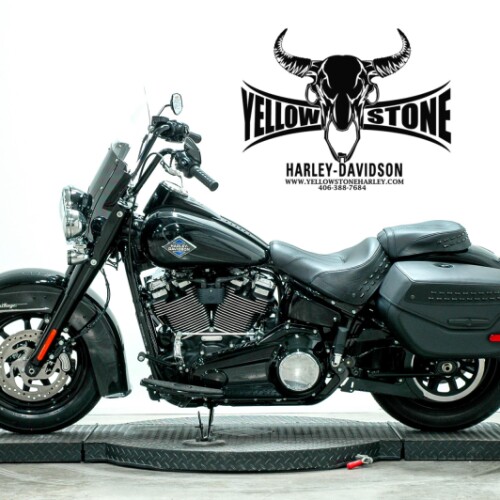 2026 Harley-Davidson® Heritage Classic Vivid Black - Black Finish thumb 0