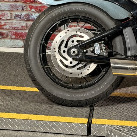 FXBB 2025 Street Bob™ thumb 0