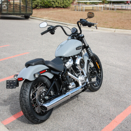 2026 Harley-Davidson® FXBB Street Bob® thumb 2