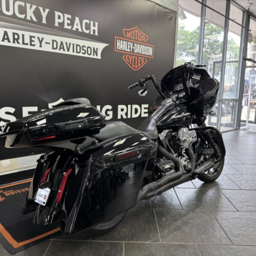 2016 Harley-Davidson® Road Glide® Special Black Quartz thumb 1