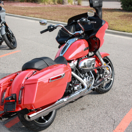 2026 Harley-Davidson® Road Glide™ FLTRX thumb 2