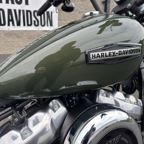 Olive Steel Metallic Street Bob 117  thumb 3