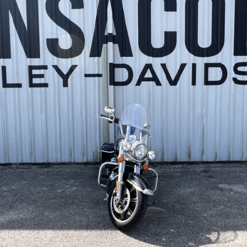 2021 Harley-Davidson® Road King® Vivid Black thumb 3
