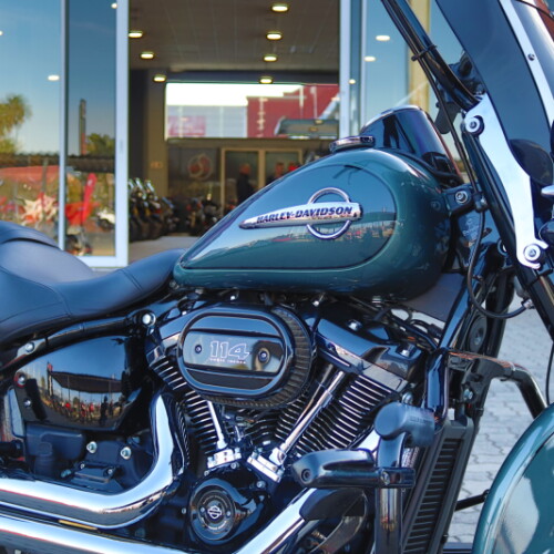 2020 Harley-Davidson® Heritage Classic 114 Silver Pine/Spruce thumb 3
