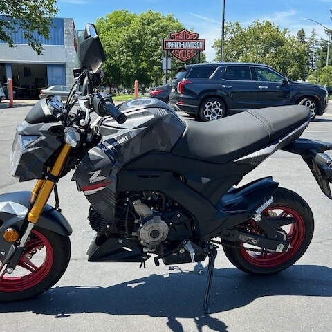 2024 Kawasaki Z125 PRO thumb 3
