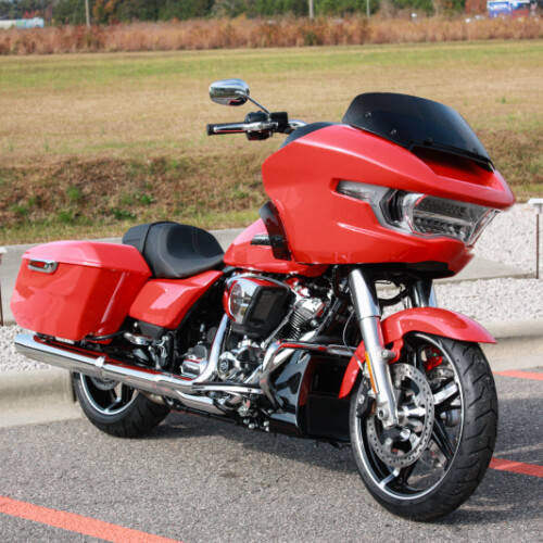 2026 Harley-Davidson® Road Glide™ FLTRX thumb 3
