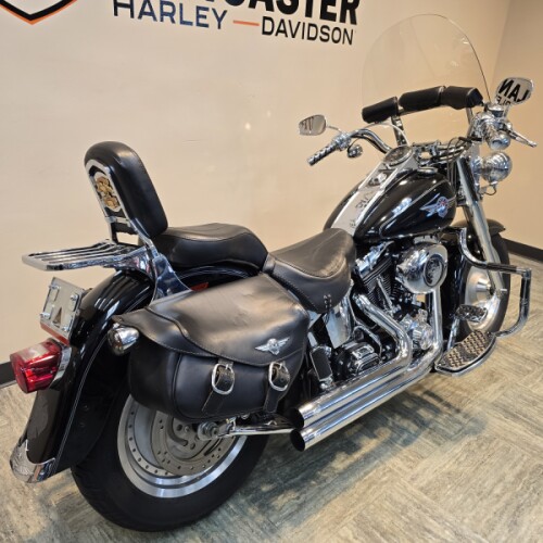 2004 Harley-Davidson® Fat Boy® Vivid Black FLSTFI thumb 3