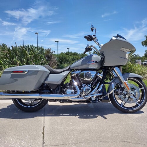 Harley-Davidson® Road Glide™ 2026 thumb 3