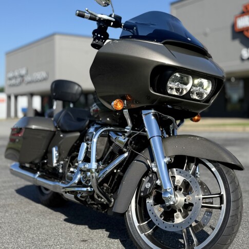 FLTRX 2019 Road Glide® thumb 3