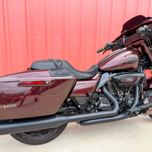 2024 Harley-Davidson® CVO™ Street Glide® FLHXSE thumb 0