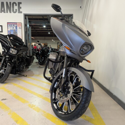 2016 Victory Magnum X1 - Stealth Gray thumb 2