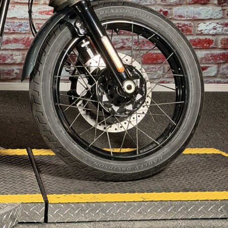 FXBB 2025 Street Bob™ thumb 1