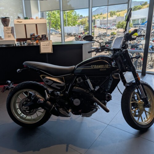 2025 Ducati Scrambler® Full Throttle thumb 3