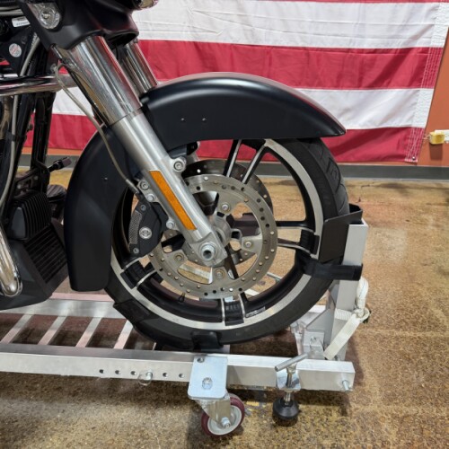 FLHXS 2017 Street Glide® Special thumb 1