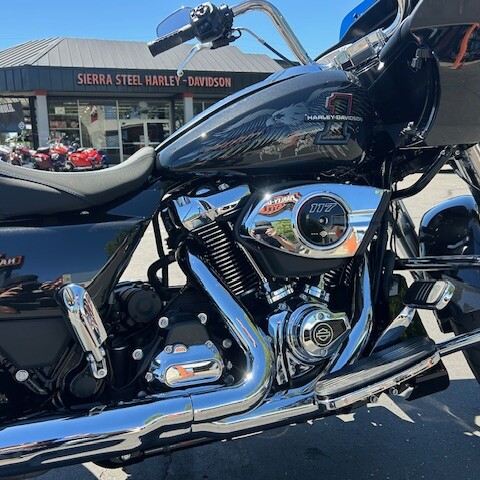 FLTRX 2026 Road Glide® thumb 3