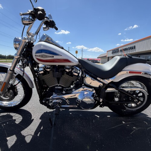 2026 Harley-Davidson® Super Glide® White Onyx Pearl thumb 2