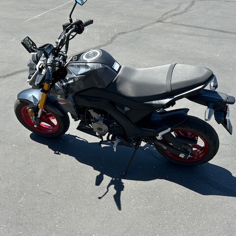 2024 Kawasaki Z125 PRO thumb 0