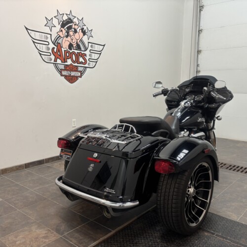 2023 Harley-Davidson Road Glide 3 BLK/CHROME thumb 2