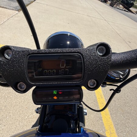 2024 Harley-Davidson® Street Bob® 114 Blue Burst thumb 1