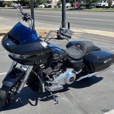 FLTRX 2026 Road Glide® thumb 0
