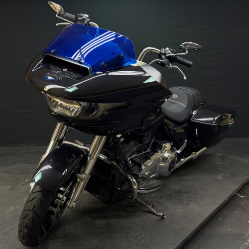 Harley-Davidson® Road Glide® 2026 FLTRX MIDNIGHT EMBER thumb 1