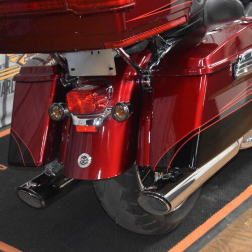  2011 CVO™ Road Glide® Ultra thumb 0