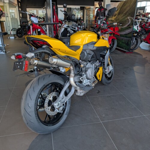 2026 Ducati Streetfighter V2S thumb 2