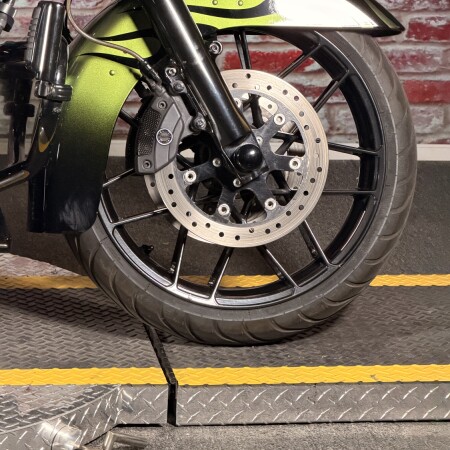 FLHXSE 2022 CVO™ Street Glide® thumb 1