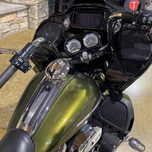 FLTRK 2022 Road Glide® Limited thumb 3
