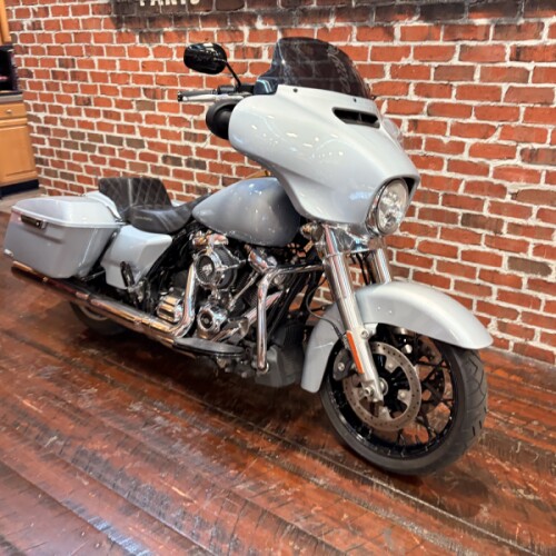 FLHX 2023 Street Glide® thumb 2