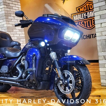 2020 Harley-Davidson® Road Glide® Limited, FLTRK thumb 2