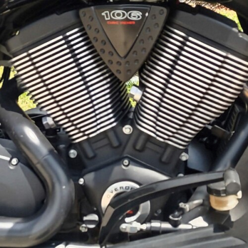 2014 Victory Cross Roads 8-Ball  thumb 2