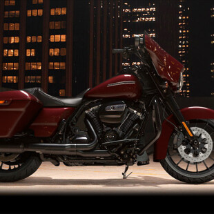 2018 Harley-Davidson® Street Glide® Special thumb 3