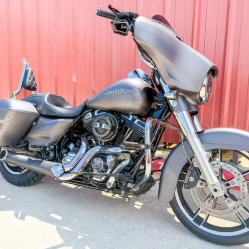 2016 Harley-Davidson® Street Glide® Special FLHXS  thumb 2