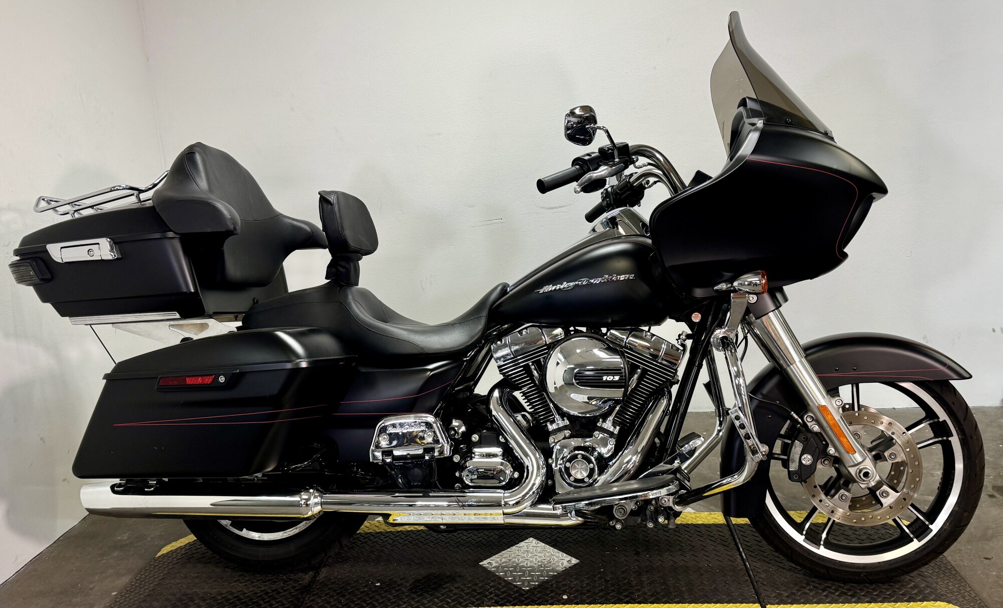 FLTRXS 2015 Road Glide® Special