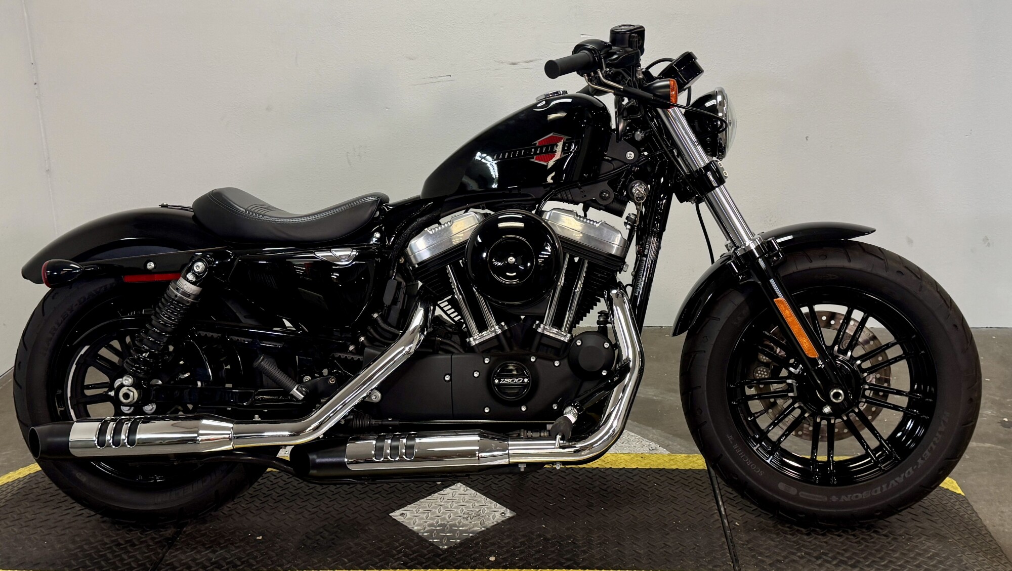 XL 1200X 2021 Forty-Eight®