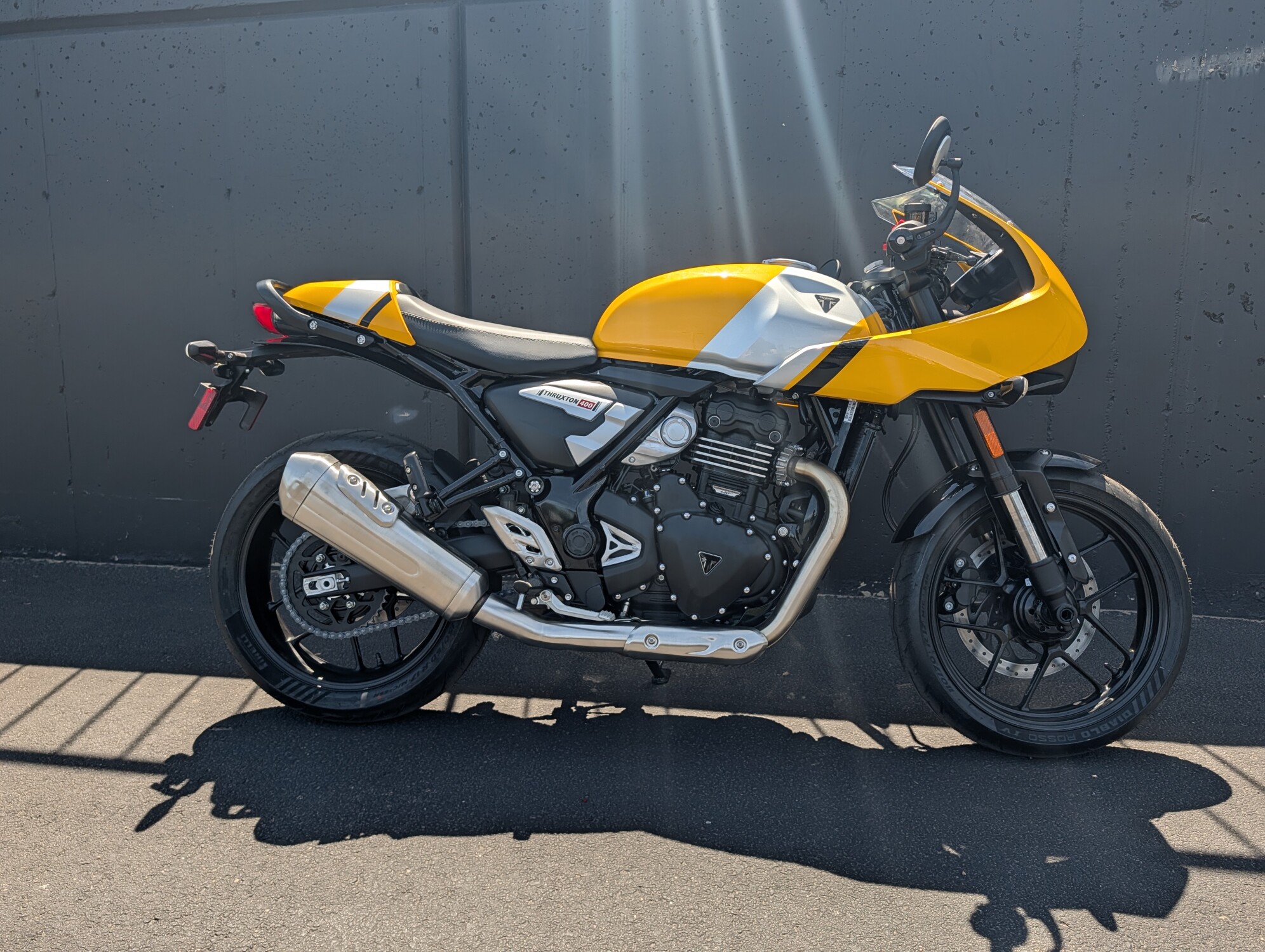2026 Triumph Thruxton 400, photo 6
