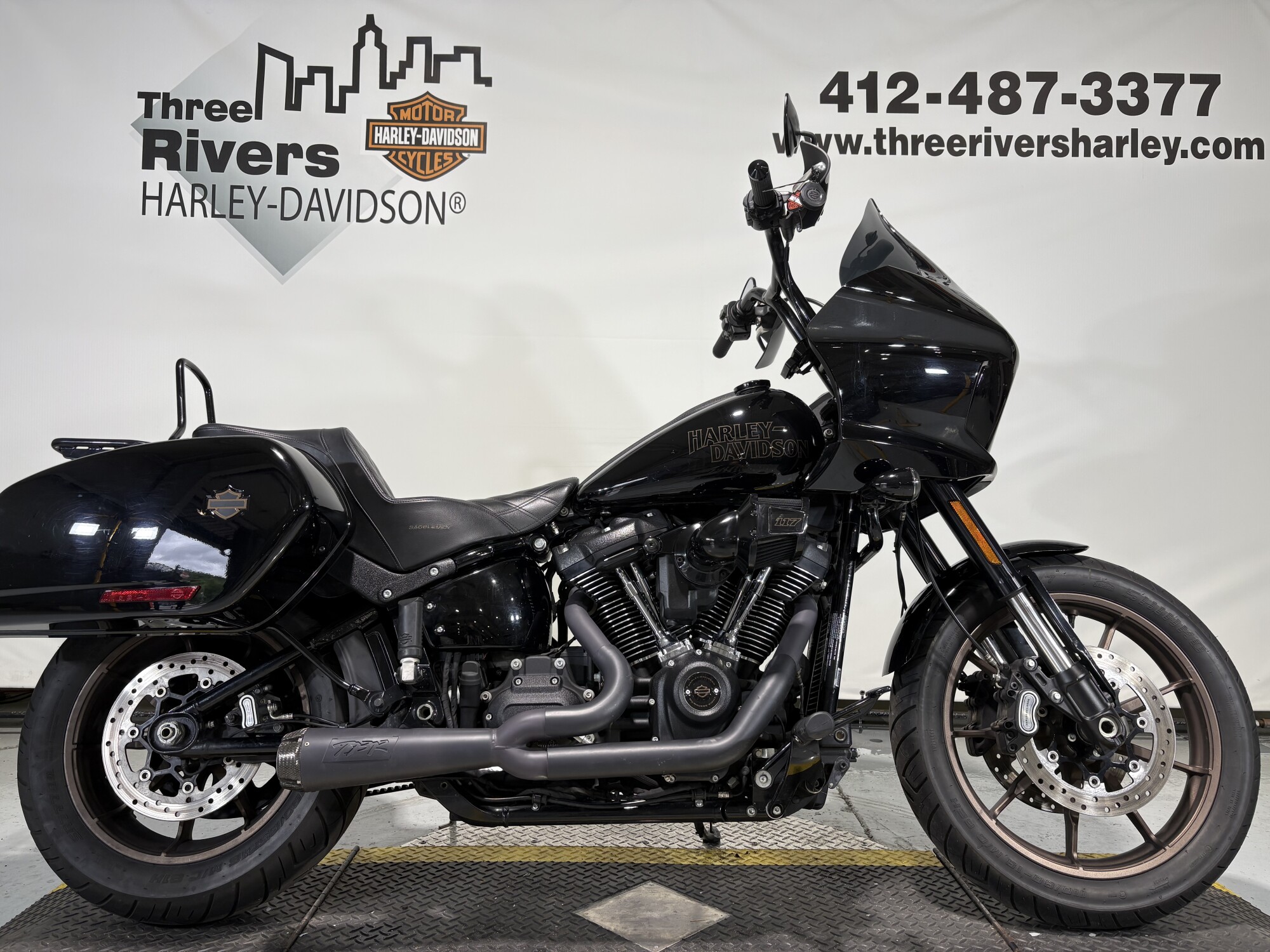 2022 Harley-Davidson® Low Rider® ST Vivid Black