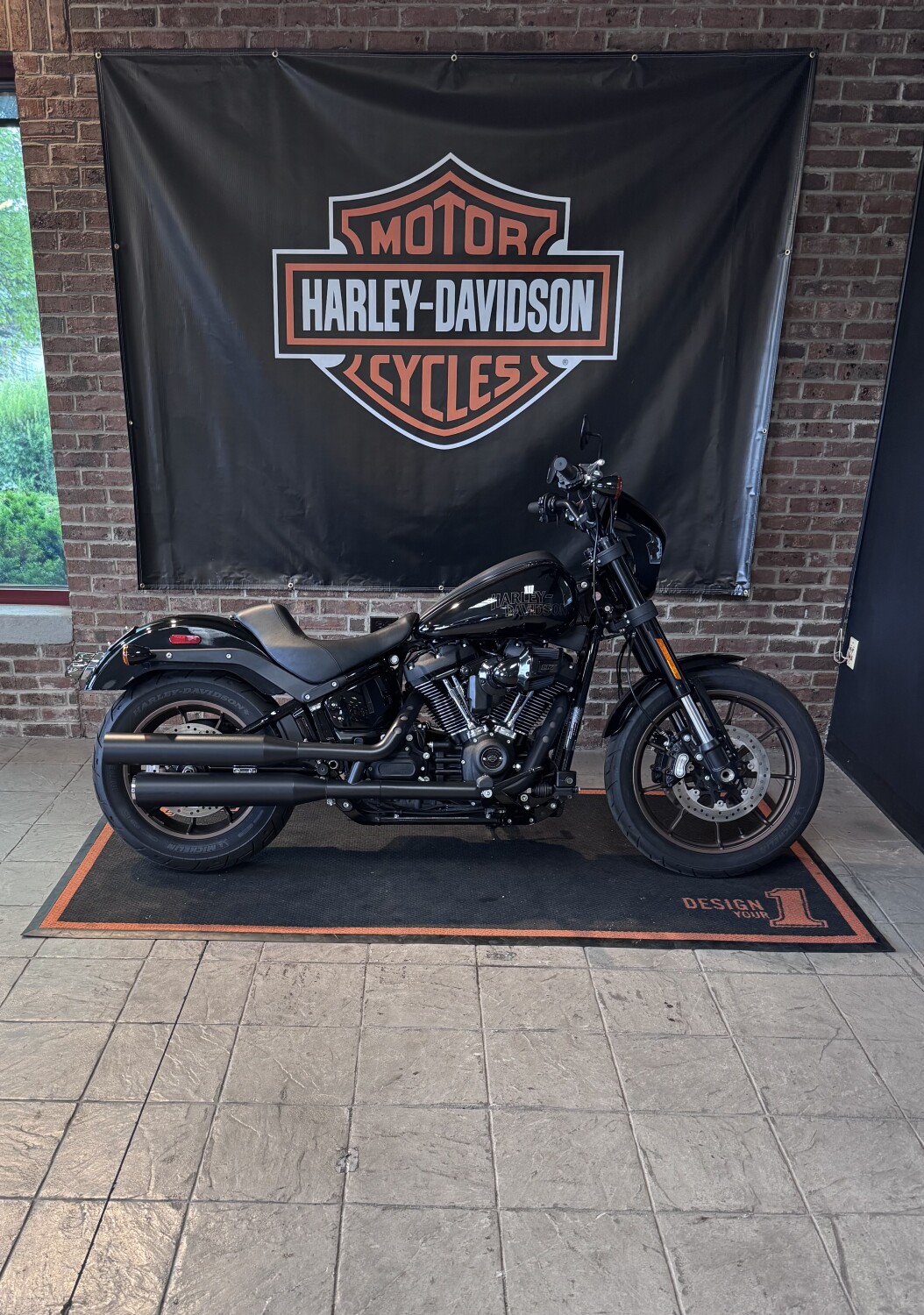 2022 Harley-Davidson® Low Rider® S Vivid Black