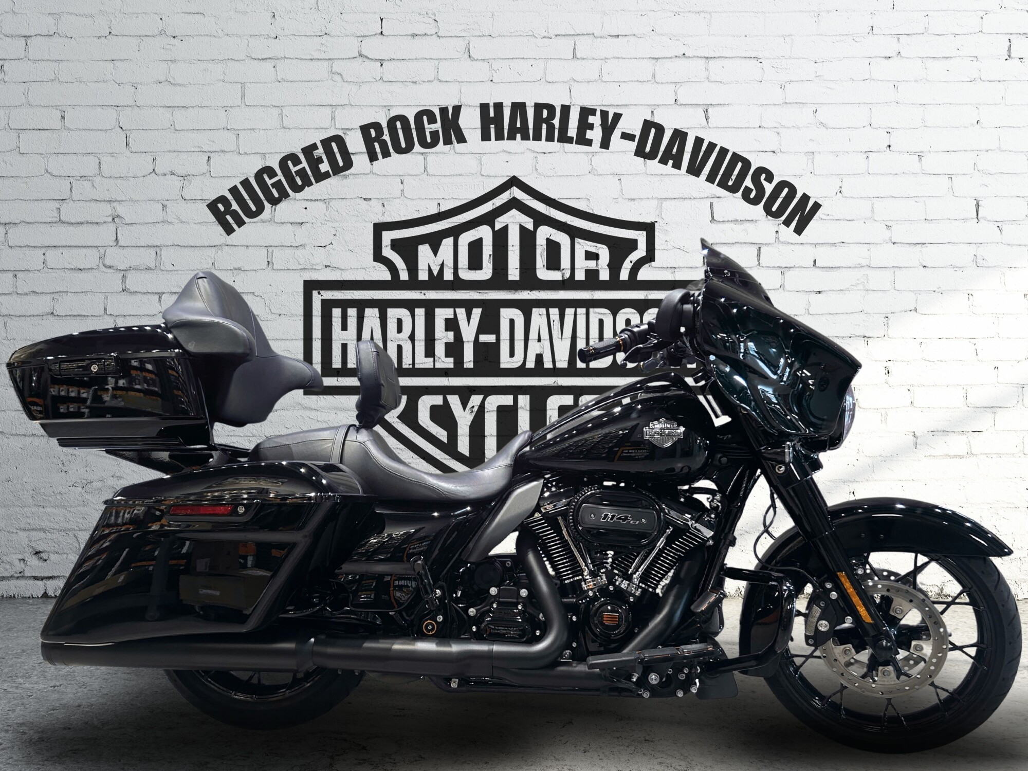 2023 Harley-Davidson® Street Glide™ Special Vivid Black