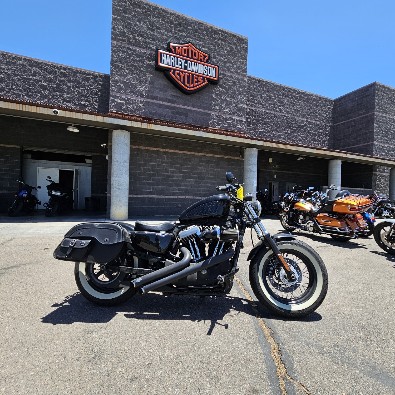 XL 1200X 2011 Forty-Eight®