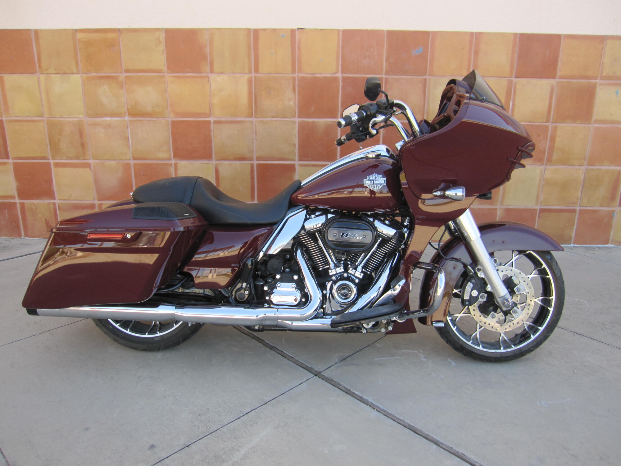 2021 Harley-Davidson® Road Glide® Special Midnight Crimson
