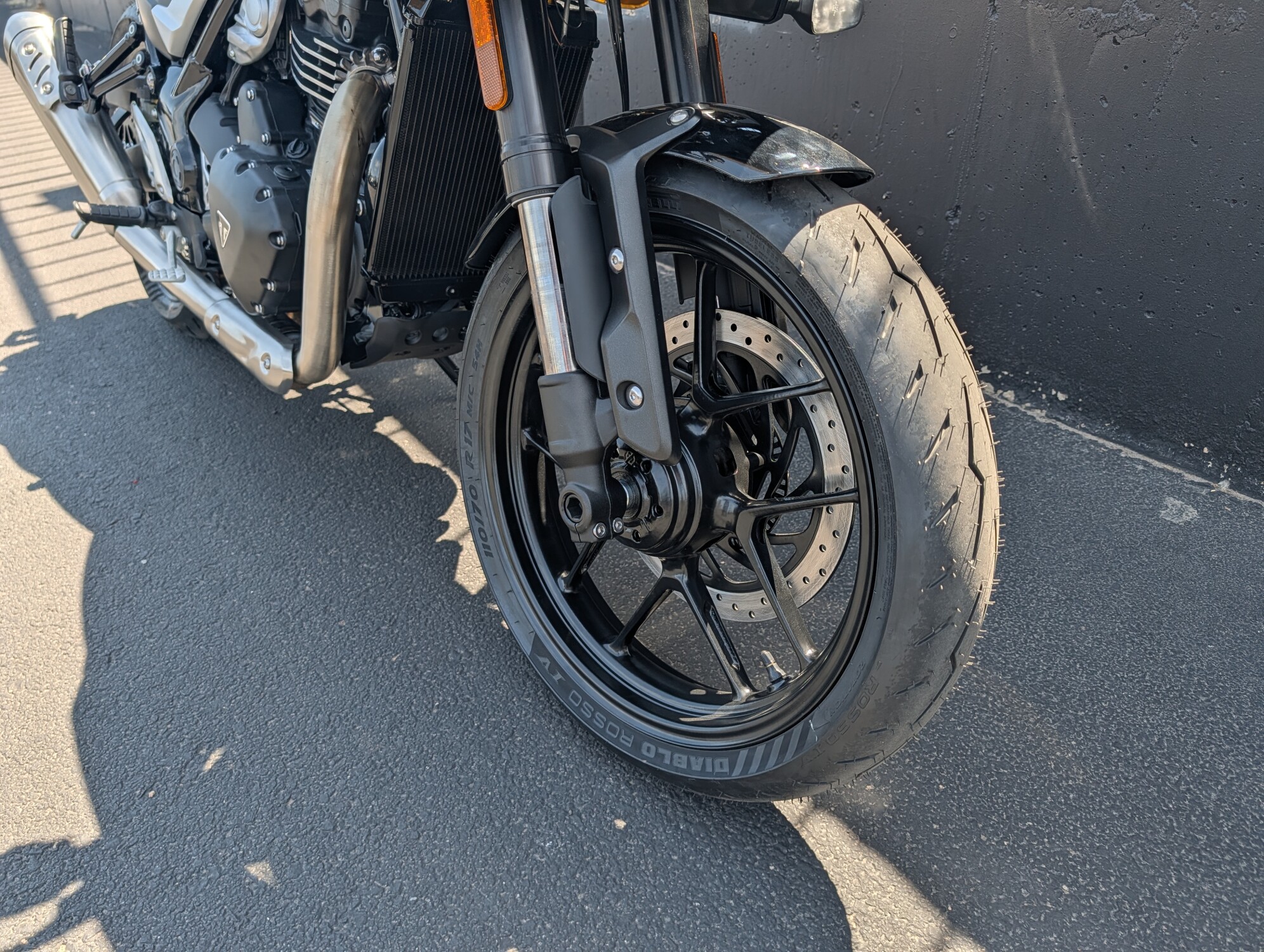 2026 Triumph Thruxton 400, photo 11