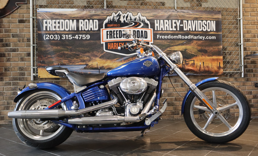 2009 Softail® Rocker™ C (FXCWC)