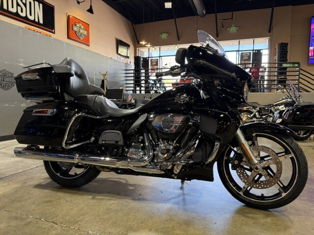 FLHXU 2025 Street Glide™ Ultra